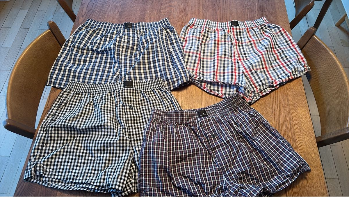 Pantaloni: 4er Set Shorts im Karomuster, Grösse M Neu – Nuovo (secondo la descrizione) da Oberentfelden venduto da Elifant