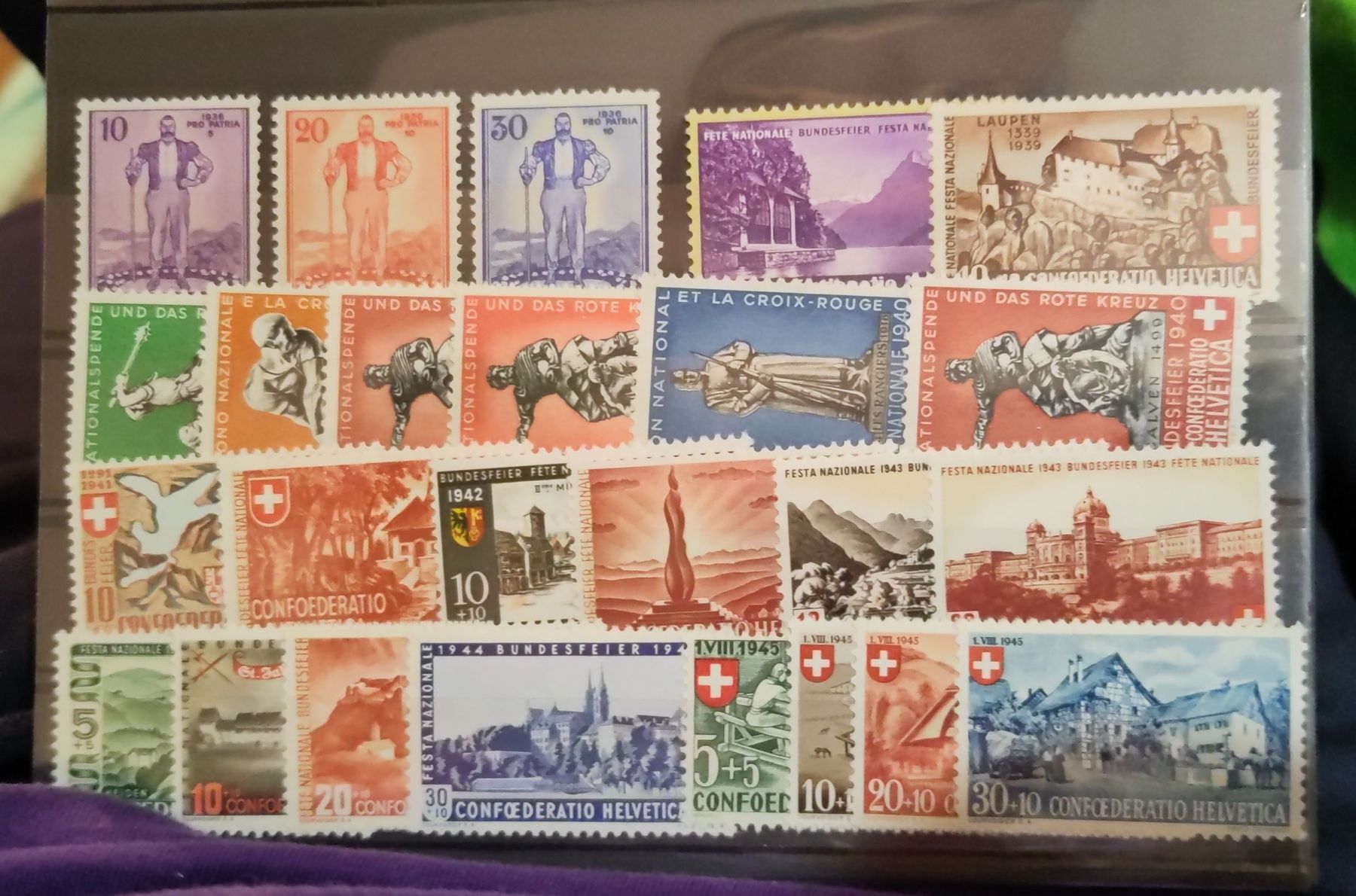 Tutti i francobolli: Sammlung Schweizer Briefmarken von 1940-1950 – Nuovo (secondo la descrizione) da Höri venduto da Samsa9