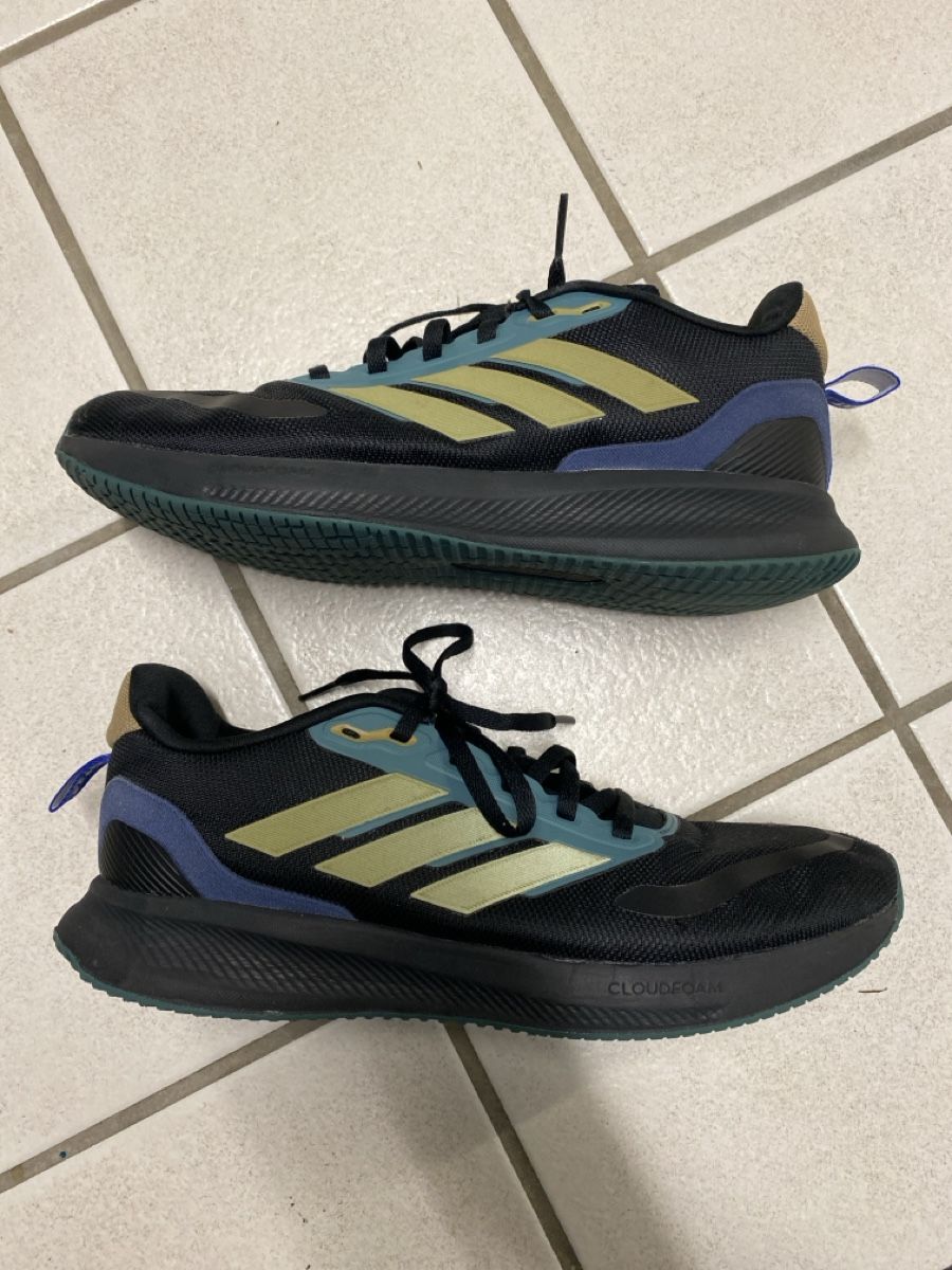 Adidas Schuhe für Jungen: Adidas Sneaker 40 – Gebraucht aus Killwangen von Sommer15 1