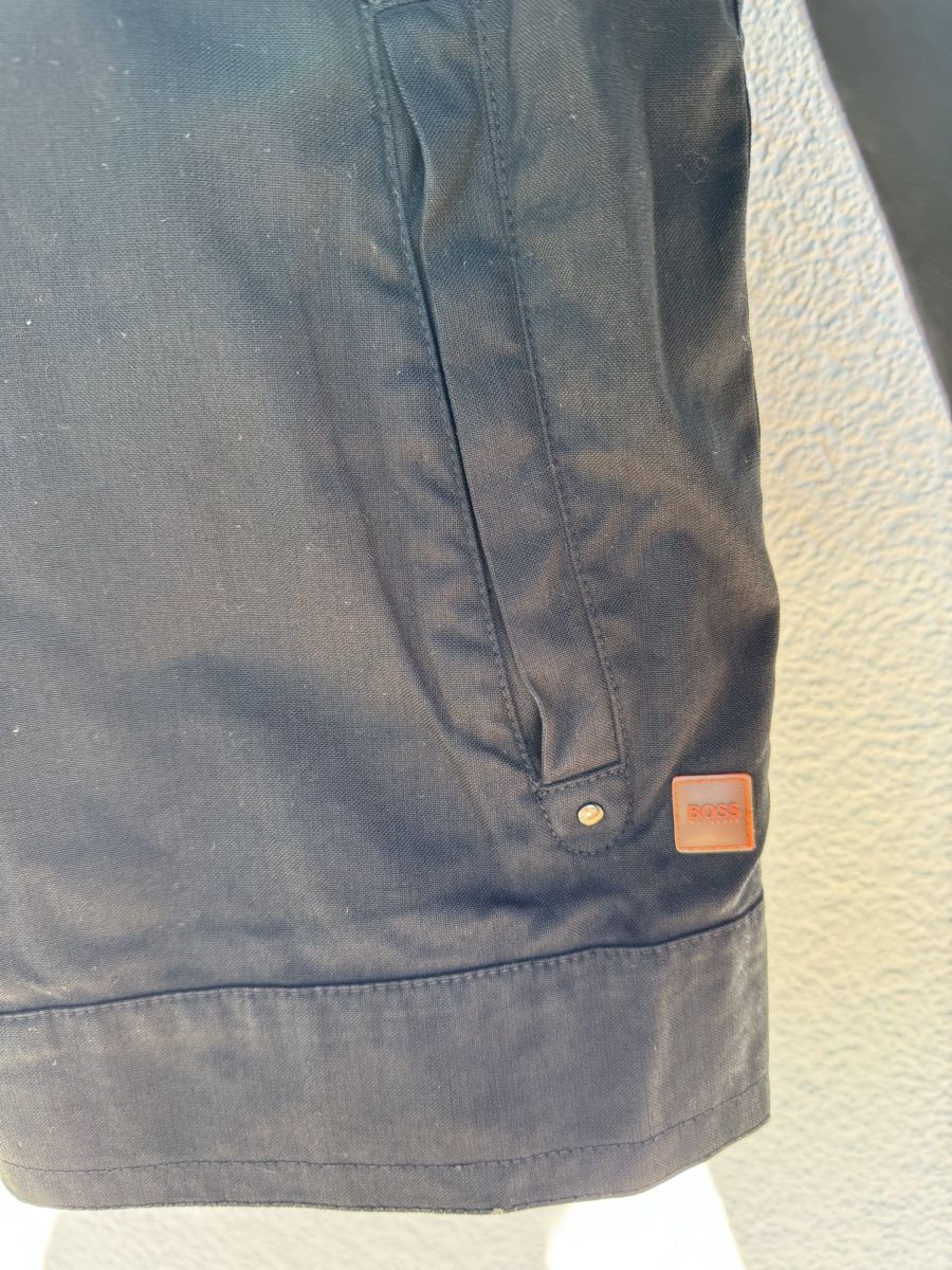 Hugo Boss Giacche: Leichte Hugo Boss Jacke, Gr.48 – Usato da Balsthal venduto da Narulya 3