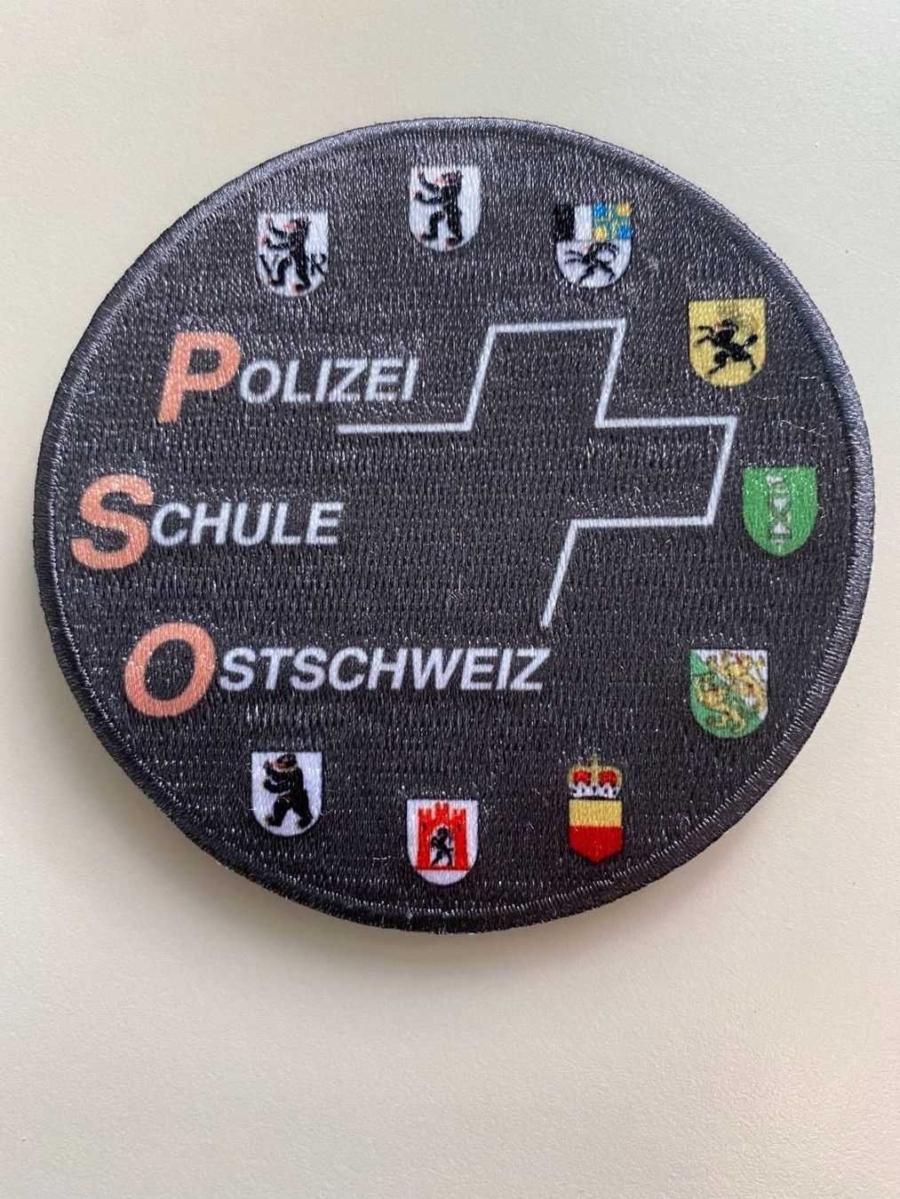 Plaketten & Abzeichen: Altes Abzeichen der Polizeischule Ostschweiz – Gebraucht aus Schaan von Auring61