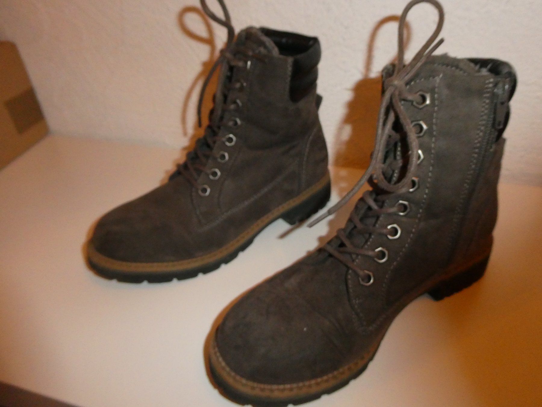 Scarpe per ragazze: Stiefel Wildleder Gr. 37 – Usato da Mels venduto da KOSL 2