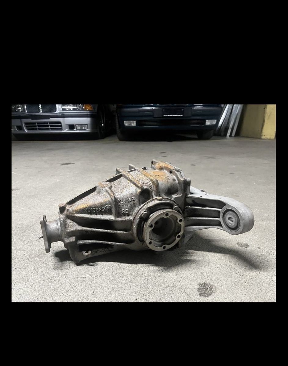 BMW Tutti pezzi di ricambio auto: BMW e36 Sperrdifferential LSD Diff S3,45 Typ 168 25% – Usato da Zürich venduto da Bimmer3 3