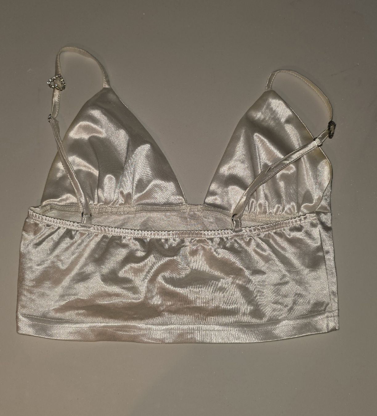Top: Seiden Top mit Strassherzchen Gr. S – Nuovo (secondo la descrizione) da Wetzikon ZH venduto da secondhandsfashion 1