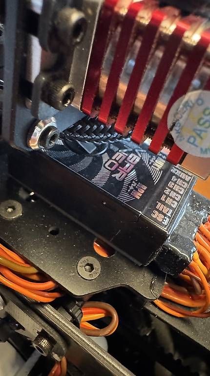 Modellismo RC: SAB Goblin Urukay Genesis F3C  – Usato da Buttwil venduto da Weeking 2