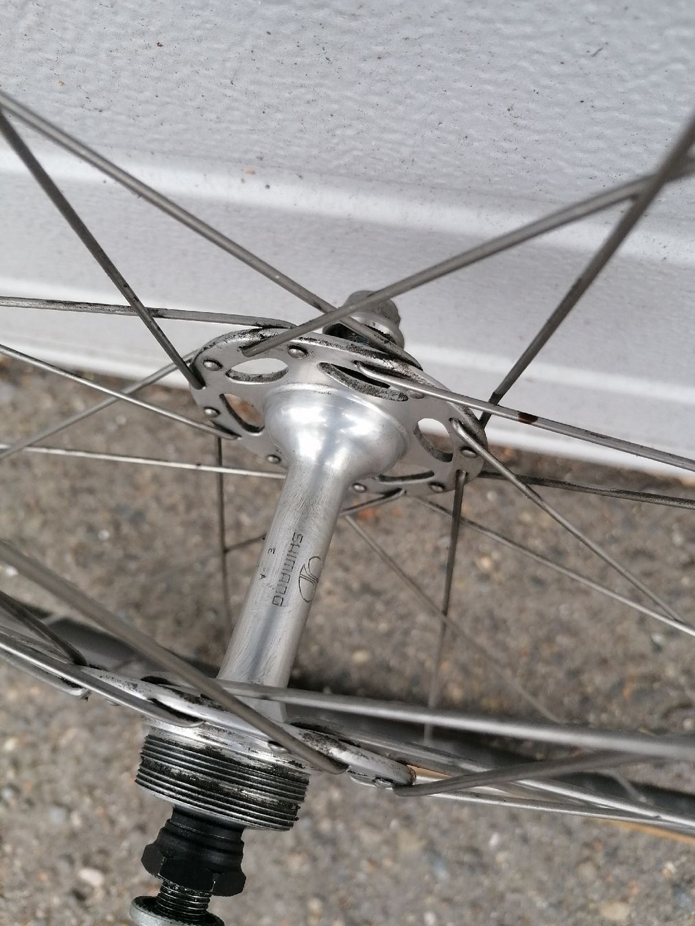 Shimano Pezzi di ricambio: Dura-Ace Bahnrad Hinterrad  – Usato da Lausanne venduto da Frankenstein 2