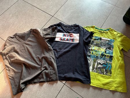 lot 3 t-shirt garçon  gr. 146 - 152