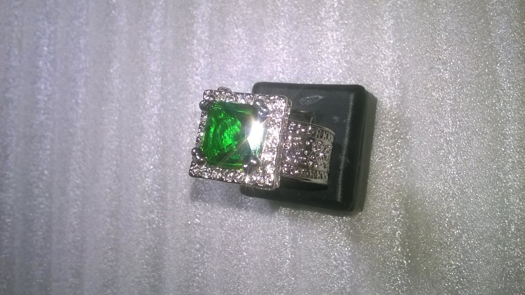 Ringe: ring modeschmuck,,mit grün kristall – Neu (gemäss Beschreibung) aus Basel von bijoutrie_4 1