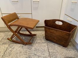 Vintage Schaukelstuhl mit passendem Zeitungsständer