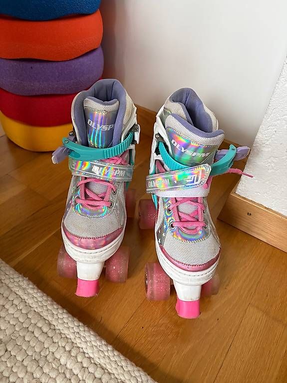 Pattini in linea & Pattini a rotelle: Kinderrollschuhe gr 33 – Usato da Unterwasser venduto da hel_xwt6 1
