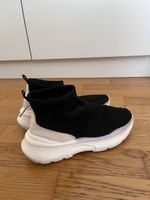 Schwarze Sneaker Socken Schuhe, Gr. 38 - Bequem für Alltag!