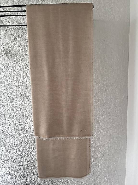 Foulard & Sciarpe: Marc Cain Sommerschal – Usato da Meisterschwanden venduto da xX3000Xx 1