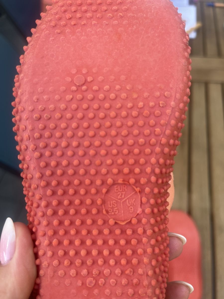 Scarpe per ragazze: Badeschuhe, Gr. 27, mit süssem Schmetterlingsmuster! – Usato da Kaisten venduto da saleforfun 2