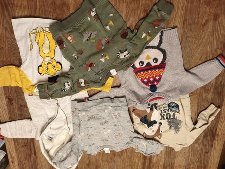 Kinderkleidung SetGrösse 68 5 Teile Pullover  guter Zustand