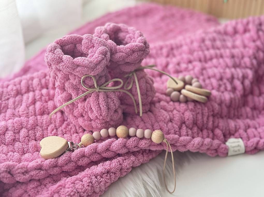 Lotti & Set di vestiti: Neugeborenen Set "Rosa mit Schuhen" NEU – Usato da Glis venduto da KubEmma.ch 2