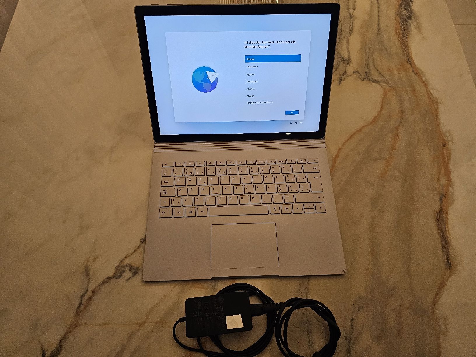 Microsoft Notebooks: Microsoft Surface Book 2 – Gebraucht aus Möhlin von Dita-22