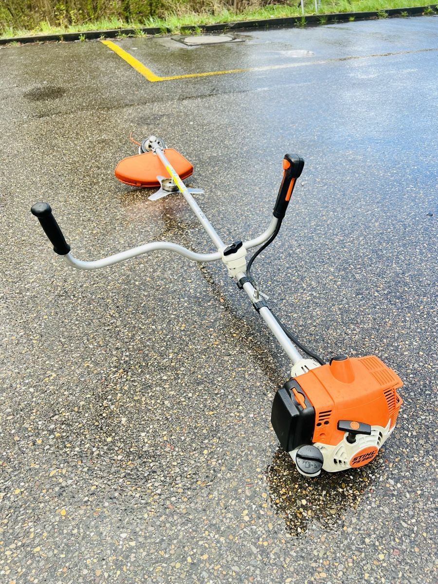 Stihl Tutti gli attrezzi: Rasentrimmer Stihl FS 250 – Usato da Urdorf venduto da Faz_19 2