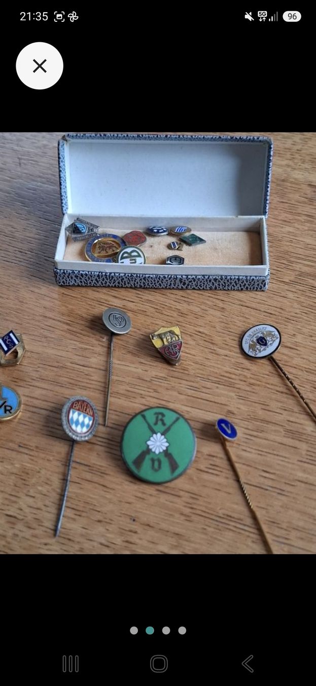 Broches & Aiguilles: Alte echte Abzeichen.  – D'occasion à Reinach BL par chlaus04 2