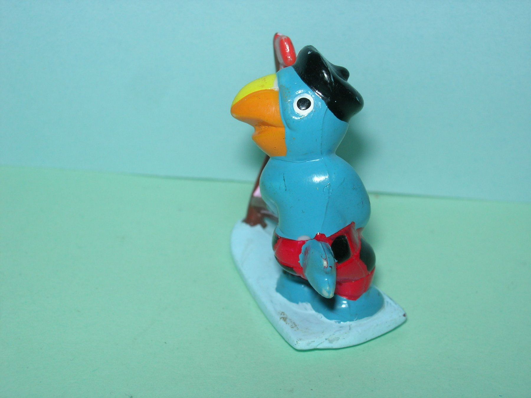 Statuette: Globi als Windsurfer, Minifigur – Usato da Hornussen venduto da Corvette- 1