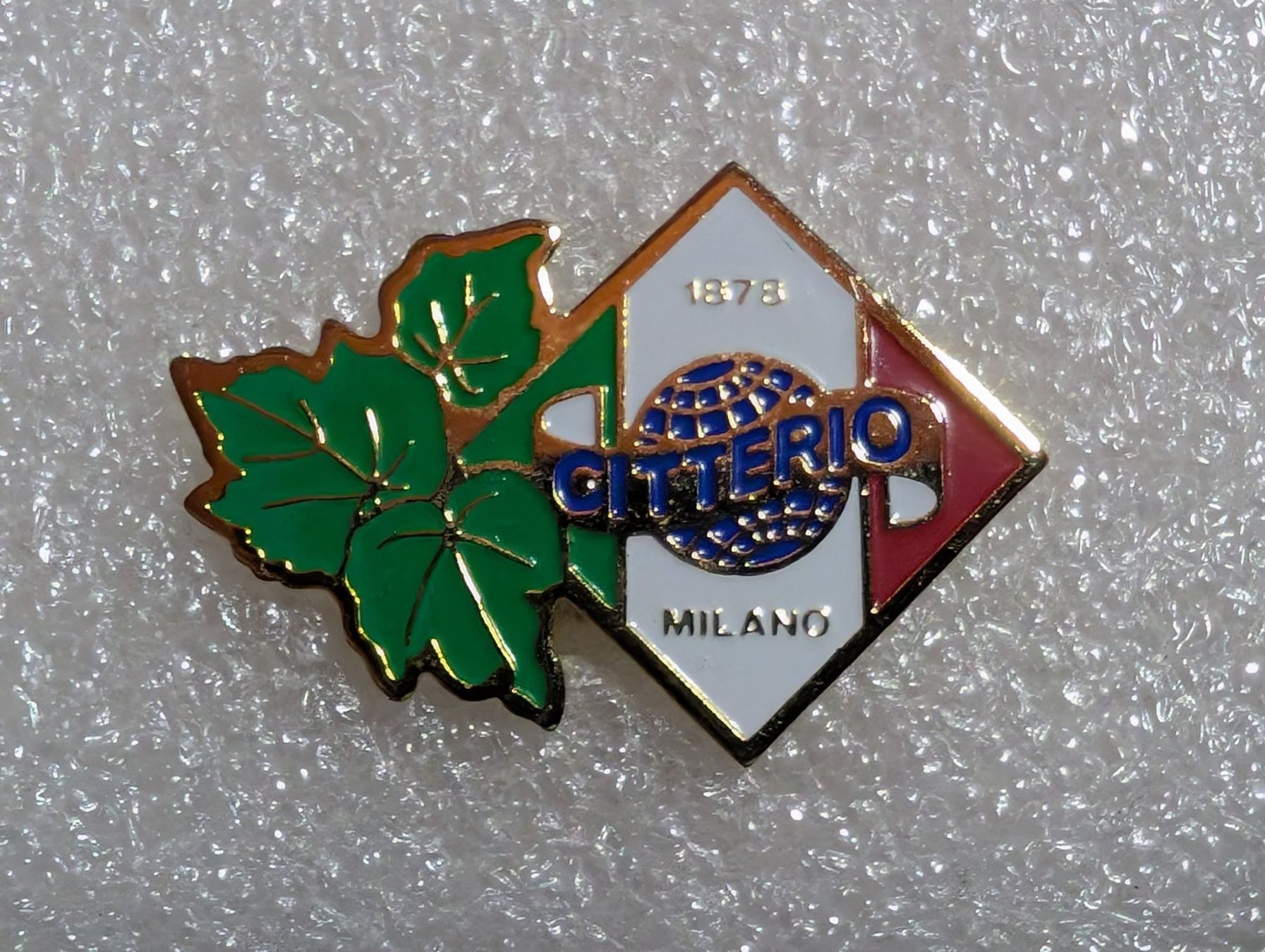 Plaquettes & Badges: Ansteckpin 265: – D'occasion à Oppligen par Pin-Fall-Shop
