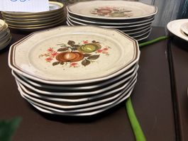 Teller Set mit Früchte-Dekor, guter Zustand