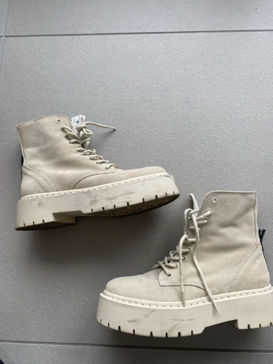 Scarpe da donna: Winterstifeletten – Usato da Chur venduto da dan_tp5n 2
