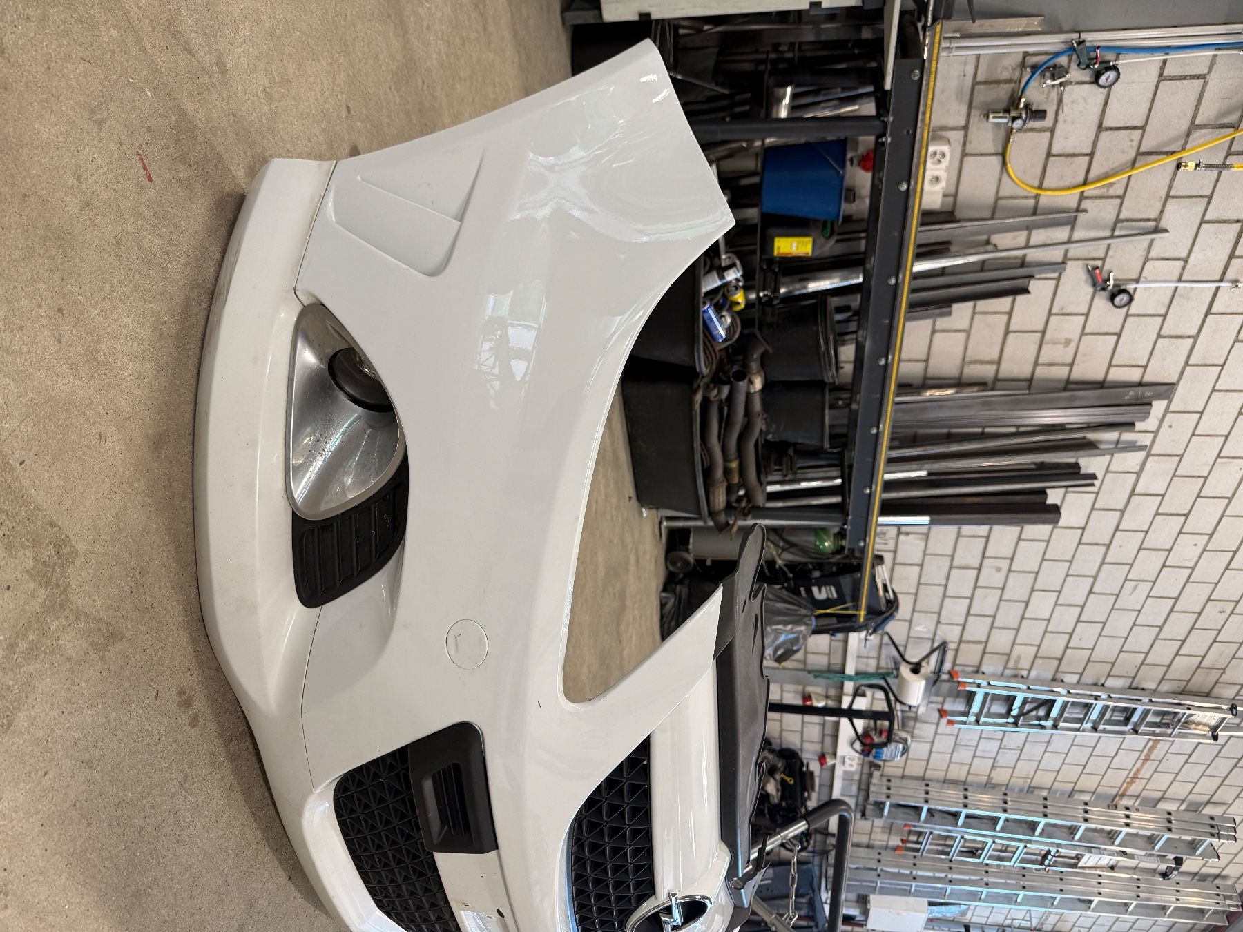 Opel Tutti pezzi di ricambio auto: Opel Corsa OPC Stosstange – Usato da Schaffhausen venduto da sabdiu 2