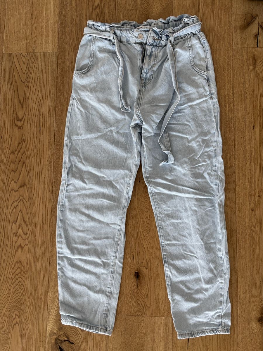 Zara Jeans: ZARA Jeans – D'occasion à Buttisholz par Melsan