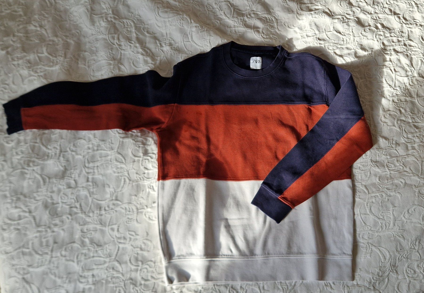 Zara Pulls & Sweat-shirts: Pull Zara – D'occasion à Epalinges par Ozili