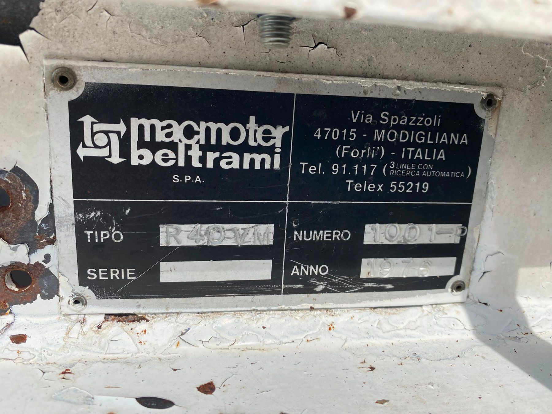 Hoflader: Kompaktlader R40VM, Nr: 1001-P – Defekt aus Kandergrund von 07071963 9