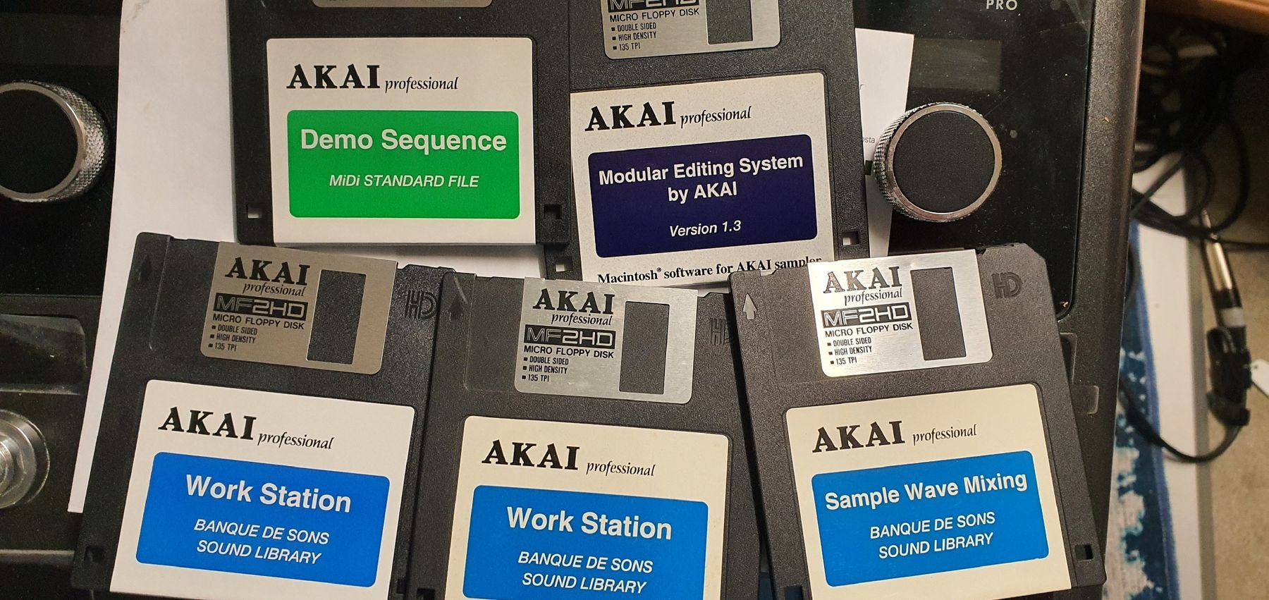 Akai Strumenti musicali: Akai CD3000XL Stereo CD-ROM Sampler inklusive Disketten – Usato da Muri AG venduto da Jeromia 2
