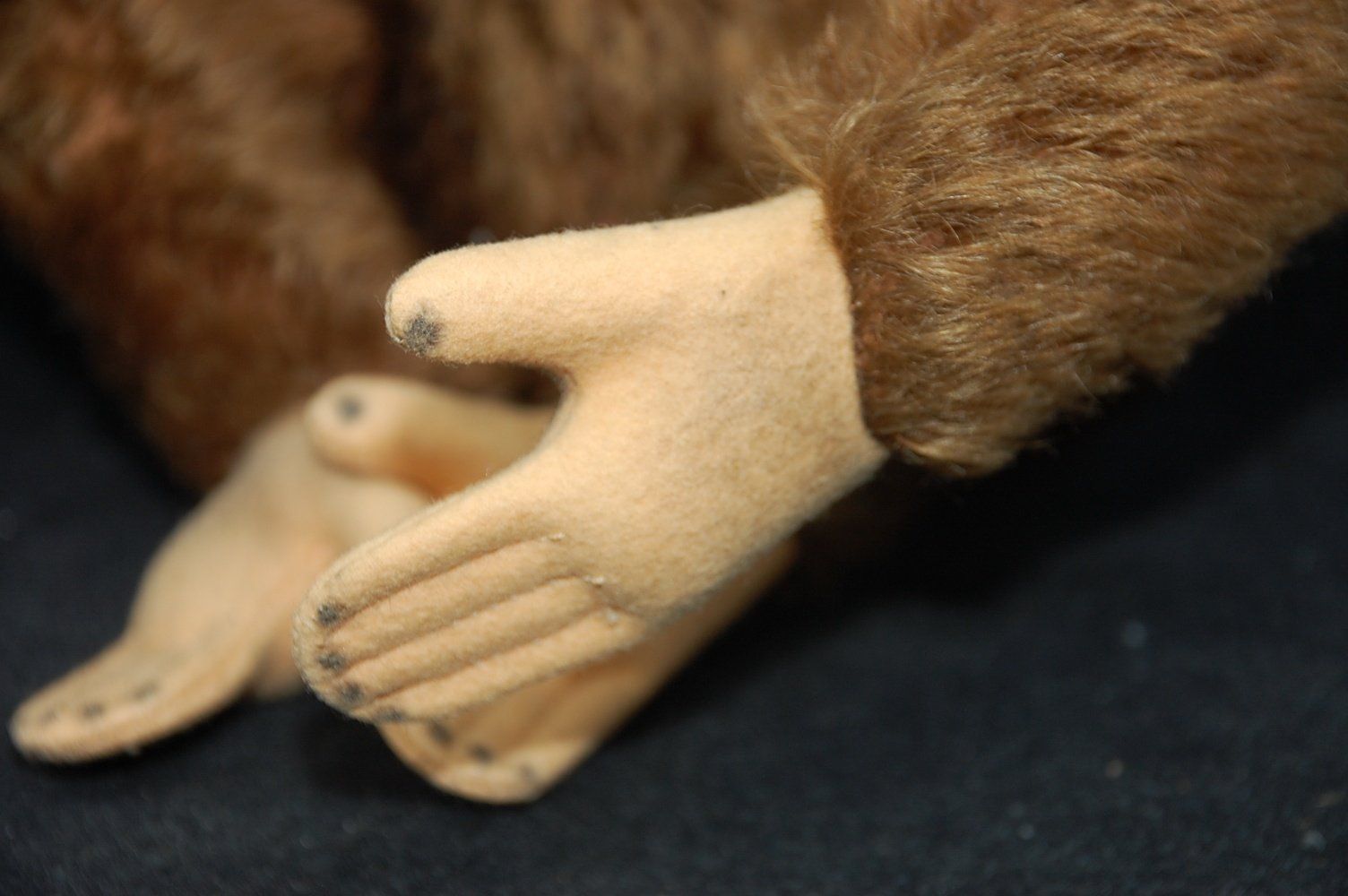 Statuette: Kleiner sitzender Affe – Usato da Chur venduto da goofy1951 5