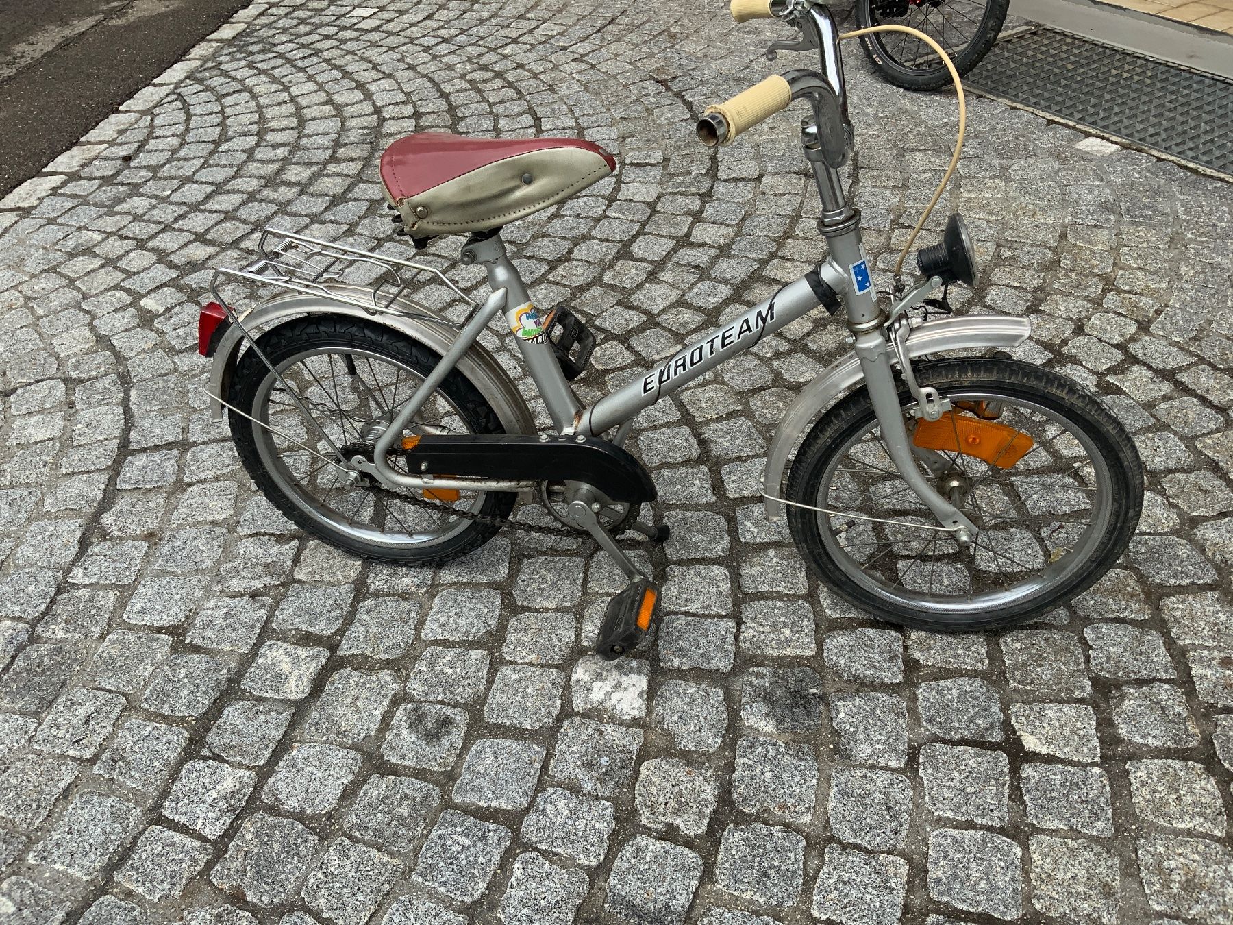Fahrzeuge für Kinder: Kindervelo – Gebraucht aus Wollerau von Maledino 1