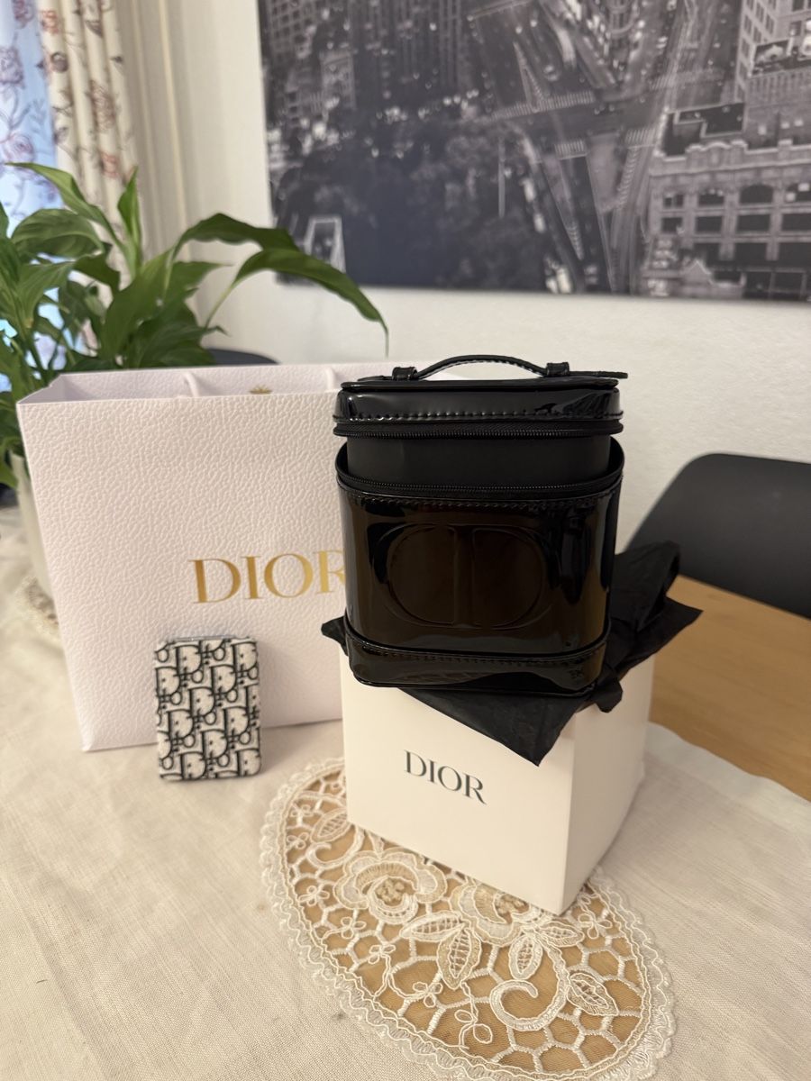 Dior Custodie per cosmetici: Original DIOR Beauty Vanity Schwarz  – Nuovo e nell'imballaggio originale da Bern venduto da AndrewHM 3