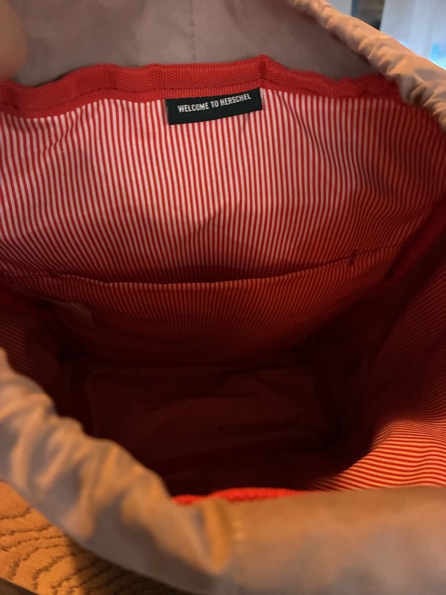 Herschel Zaini: Herschel Rucksack - hellrosa  – Usato da Saland venduto da Francyherrera 2