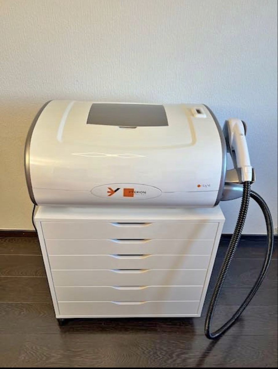 Epilatori: YPERION Or-Light Système IPL – Usato da Choëx venduto da Doudoune1