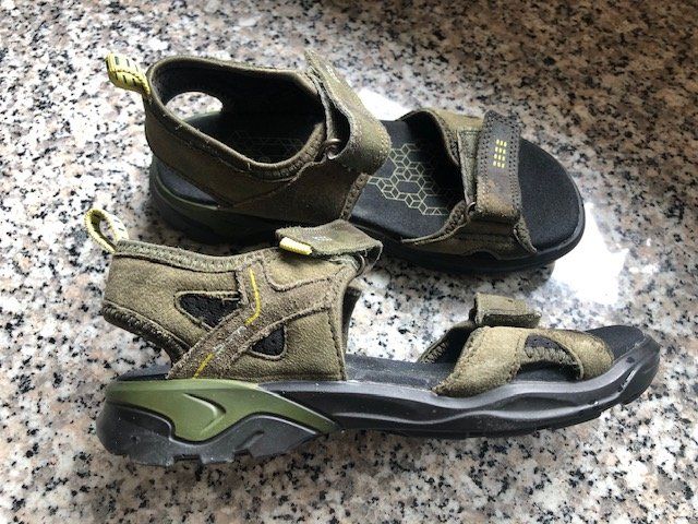 Ecco Schuhe für Jungen: Ecco Sandalen Jungs Grösse 32 – Gebraucht aus Schmitten FR von FAJost