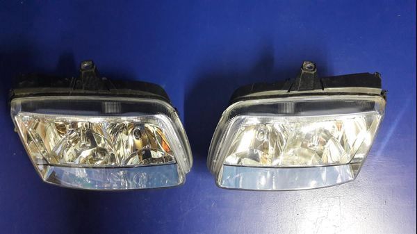 VW Scheinwerfer: VW Polo III  Scheinwerfer li+re – Gebraucht aus Ibach von Zingi73 1