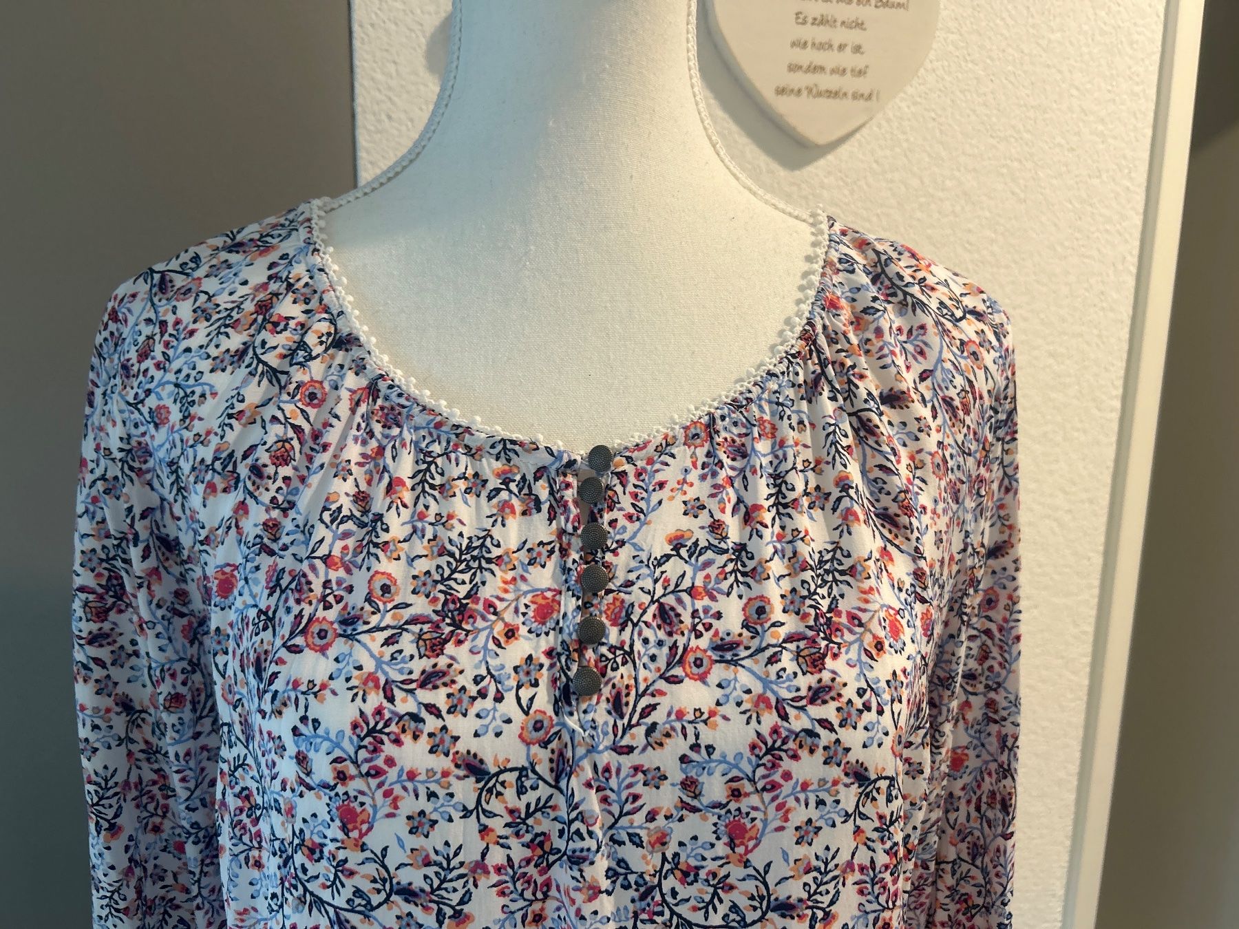 T-shirt: Langarm Shirt mit Muster von Multiblu Gr.42 – Usato da Brunnen venduto da Nala2929 2