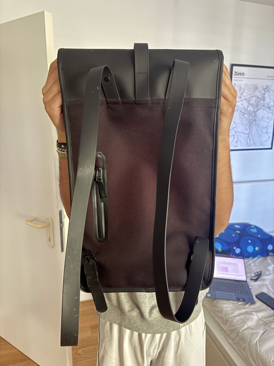 Rains Zaini: Backpack Rains black – Usato da Zürich venduto da sil_fc6j 1