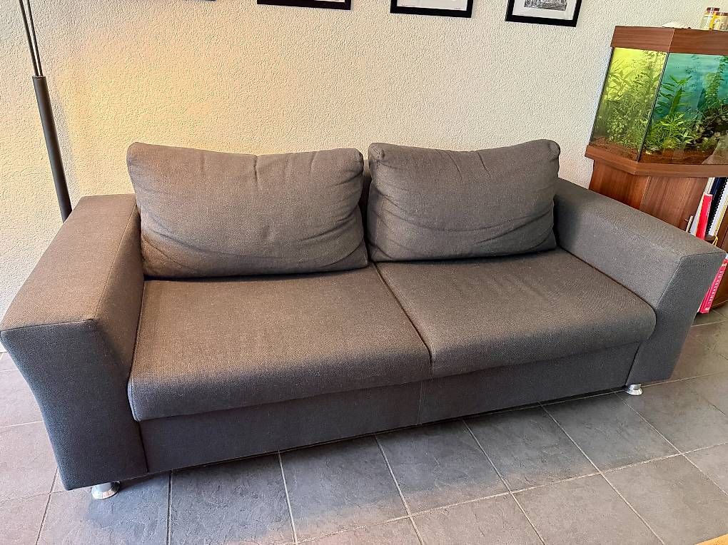 Sofas: Sofa / Couch dunkelgrau – Gebraucht aus Belp von Kulturmanager 1