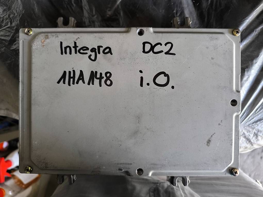 Tutti pezzi di ricambio auto: Honda Integra Type-R Steuergerät – Usato da Zürich venduto da Travaglino 1