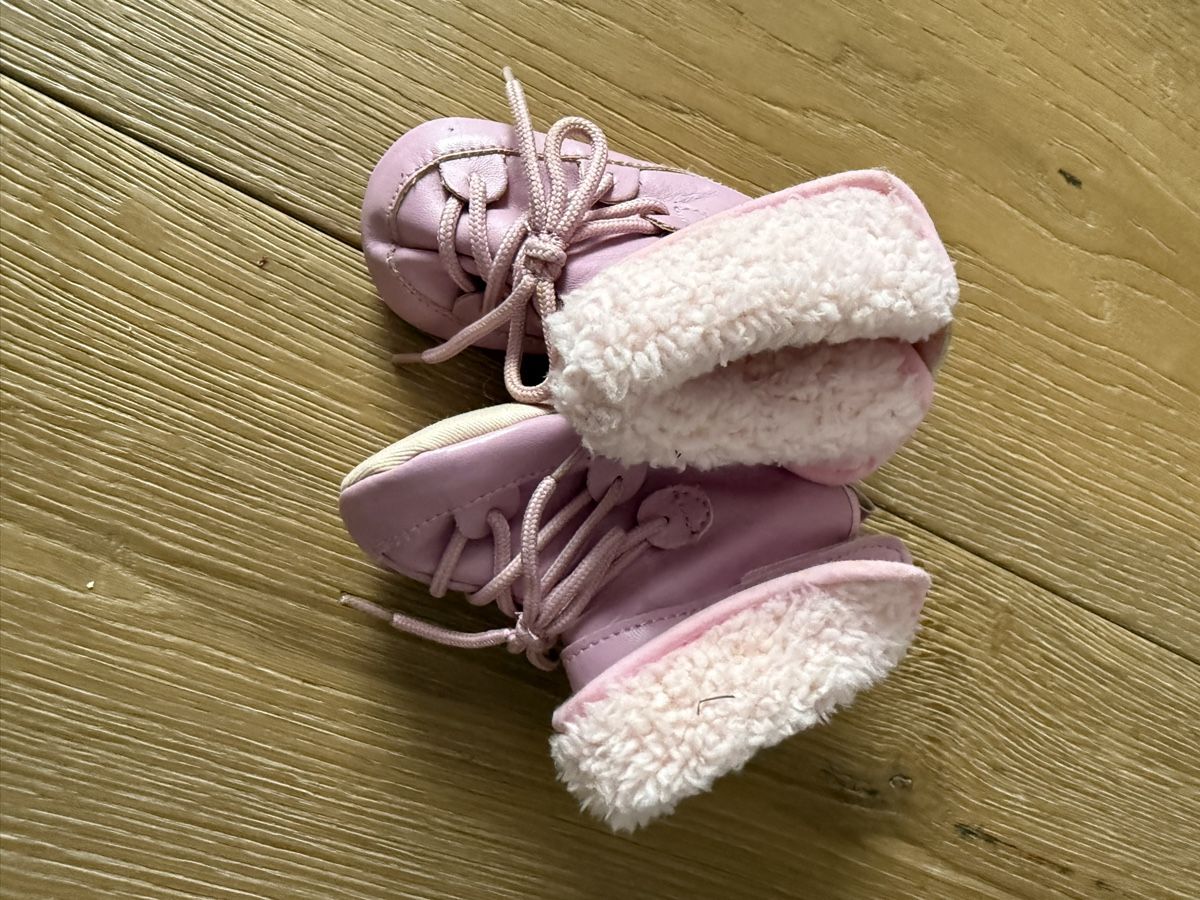 Schuhe für Jungen: Winterfinken Baby Grösse 18 – Gebraucht aus Pragg-Jenaz von gobrist