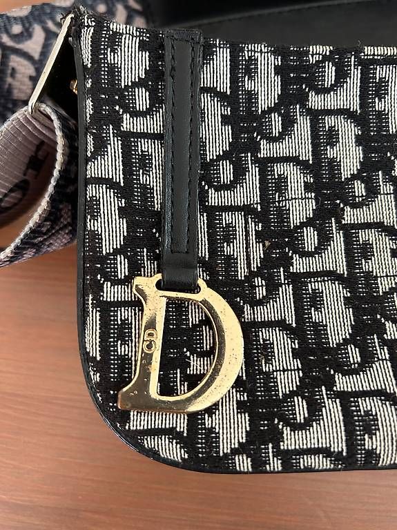 Dior Borse da donna: DIOR Canvas Umhängetasche – Usato da Einsiedeln venduto da Steine1 1