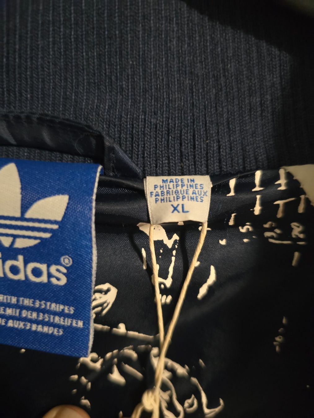 Adidas Giacche: Adidas × Star Wars Jacke – Usato da Hüntwangen venduto da Scarciglias-Antiques 4