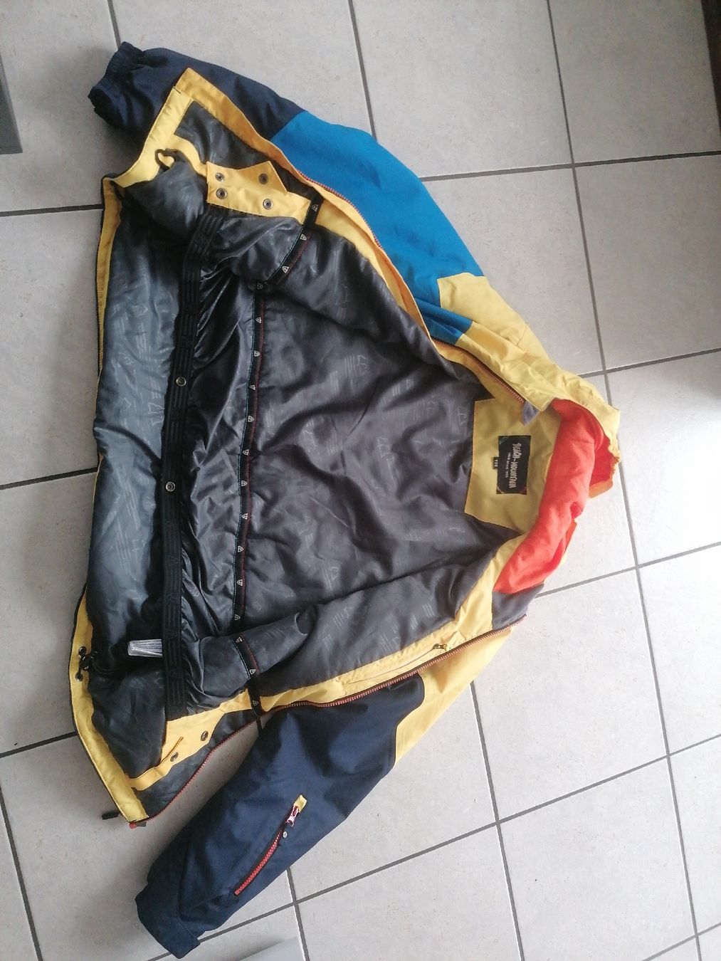 Jacken & Mäntel: Neue Beach - Mountain Skijacke Gr 176 – Neu (gemäss Beschreibung) aus Lostorf von Luelostorf 2