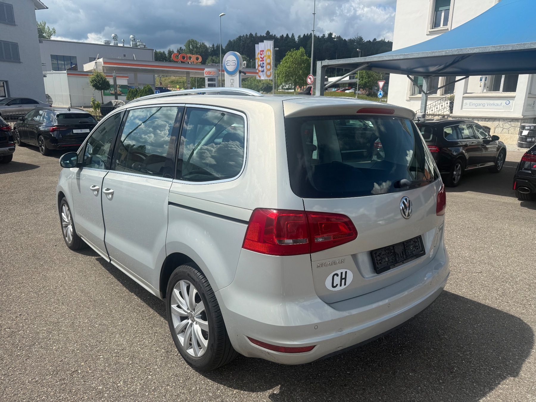 VW Autos: VW Sharan 2.0 Diesel (Manuell 140PS) – Gebraucht aus Sirnach von autostelz 3