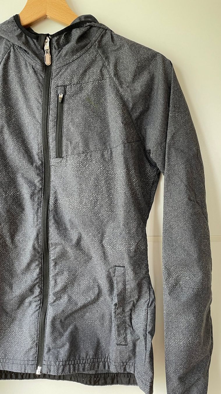 Puma Jacken: Sportjacke Puma, Grösse XS – Gebraucht aus Burgdorf von Crown. 4