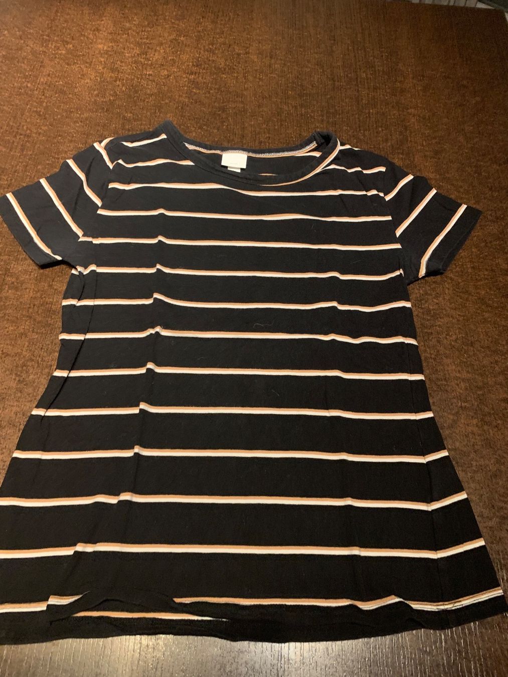 H&M Camicette, T-shirt & Top: T-shirt de chez H&M taille M – Usato da Domdidier venduto da qatar1973 1