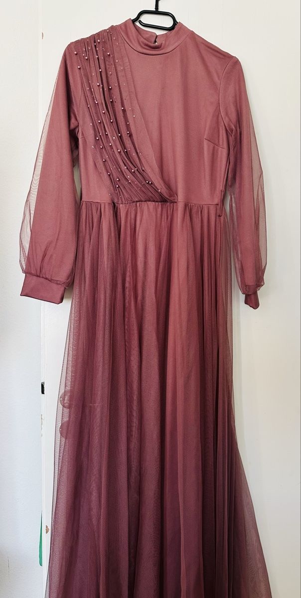 Kleider: Kleid – Gebraucht aus Zürich von Layla114